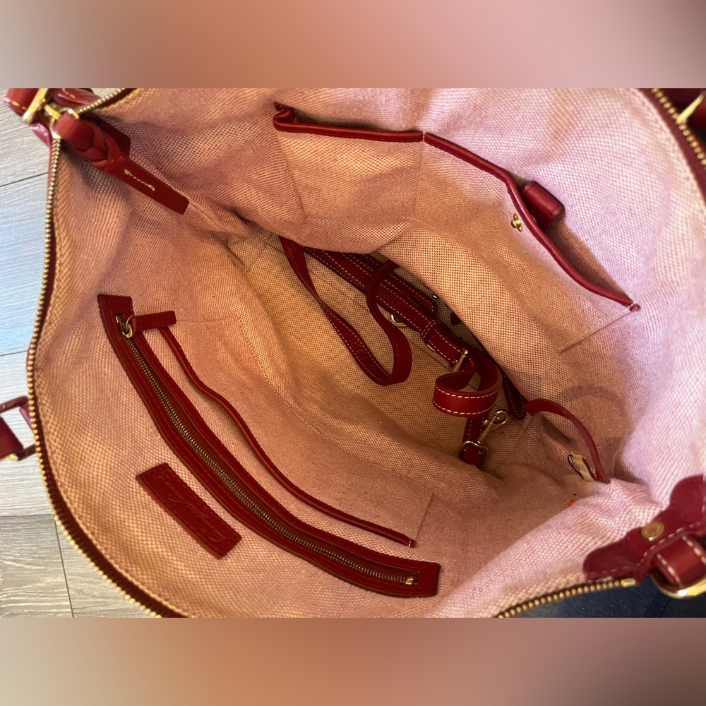 Dooney & Bourke Dillen Double Pocket Satchel Leather Tomato Red Shoulder Strap - Picture 6 of 14